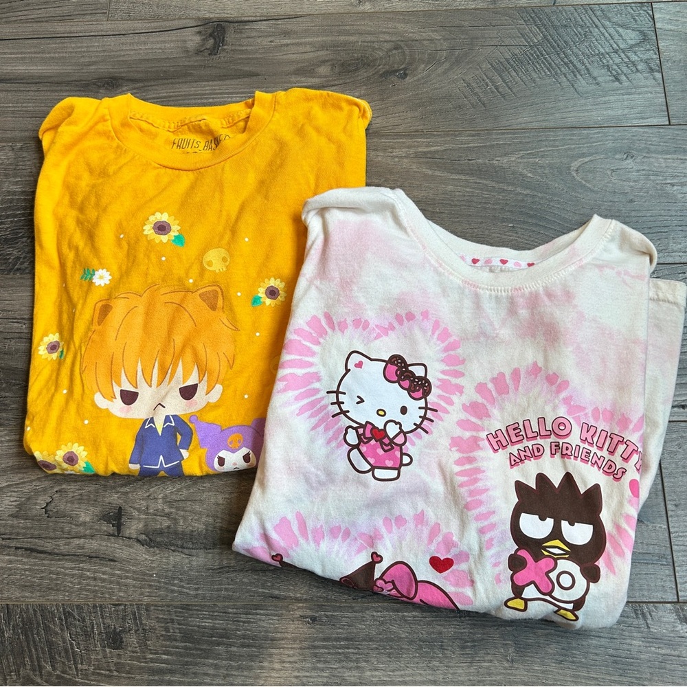 Hello Kitty Shirts Women’s Small